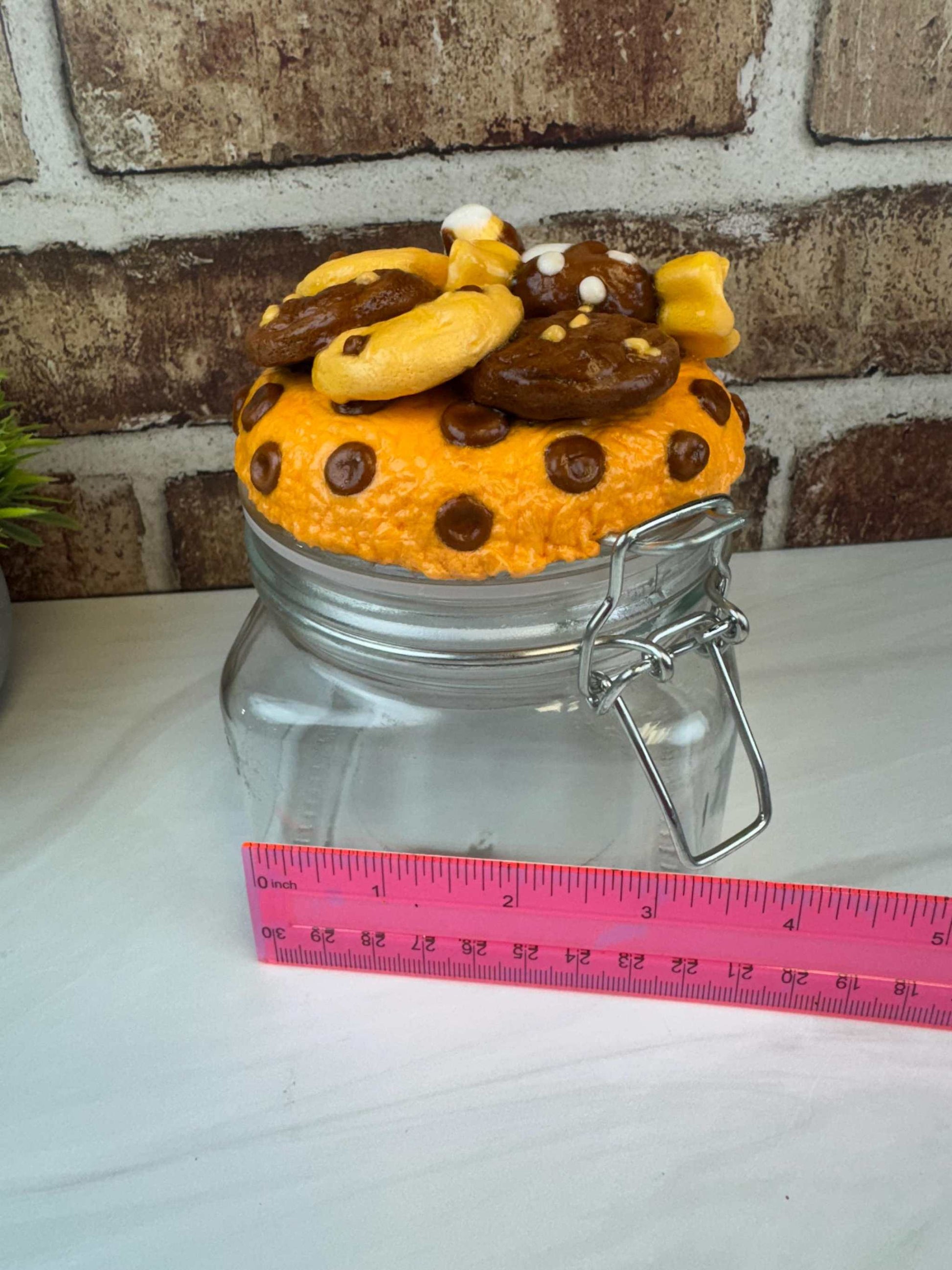 Orange brown candy jar: Perfect Treat Storage for Snacks and Candies