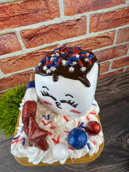 Americana Plastic Jar with Patriotic Topper - Fourth of July Decor - Marshmallow Buddy