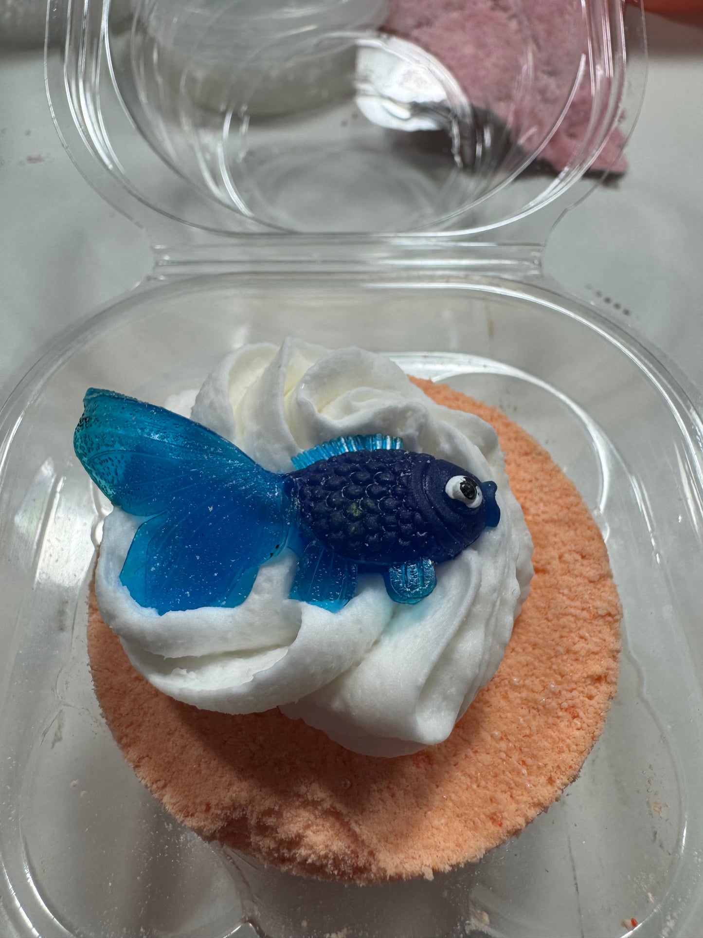 Bath Bomb - Bubble Frosting - Toy included