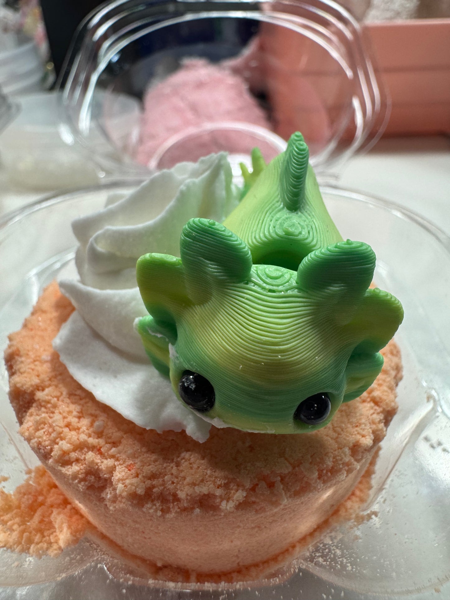 Bath Bomb - Bubble Frosting - Toy included