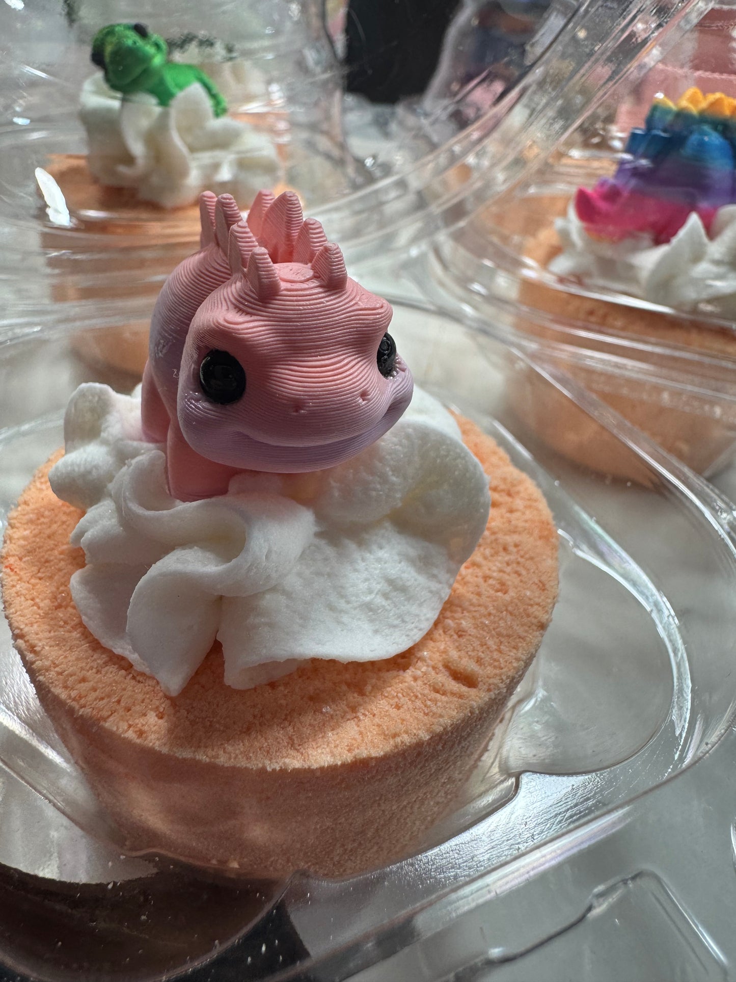 Bath Bomb - Bubble Frosting - Toy included