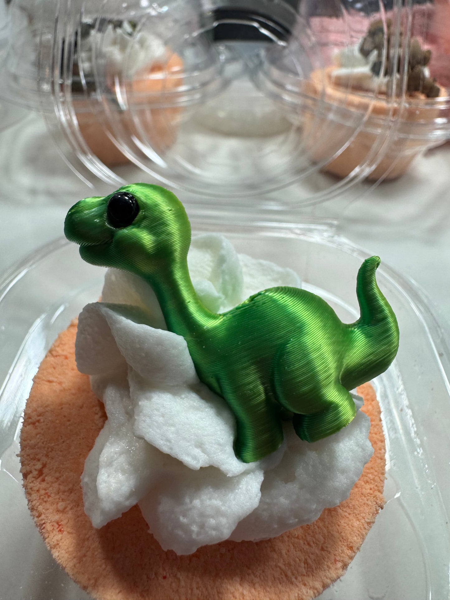 Bath Bomb - Bubble Frosting - Toy included