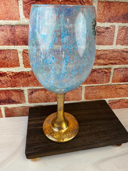 Floral Wine Glass: Elegant Handcrafted Blue & Gold Barware