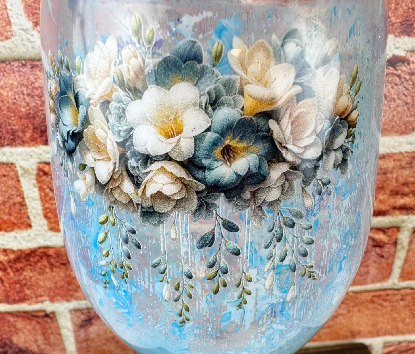 Floral Wine Glass: Elegant Handcrafted Blue & Gold Barware