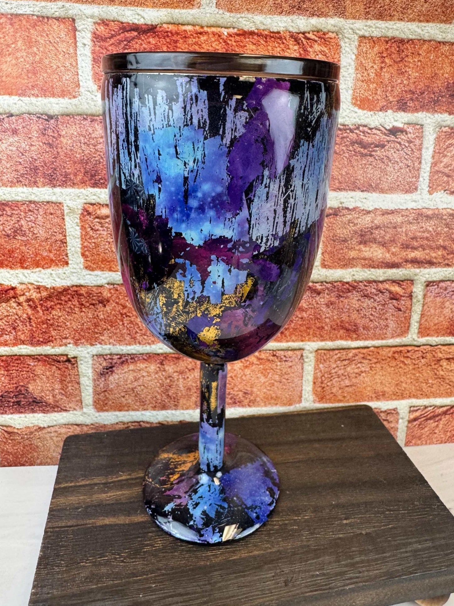 Black Wine Glass: Multi-Colored Double-Wall Insulated Tumbler with Lid