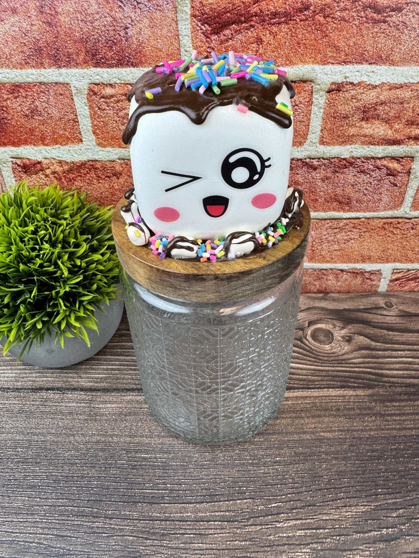 Marshmallow treat jar: Winking Faux Sprinkles Storage - Cute Decor