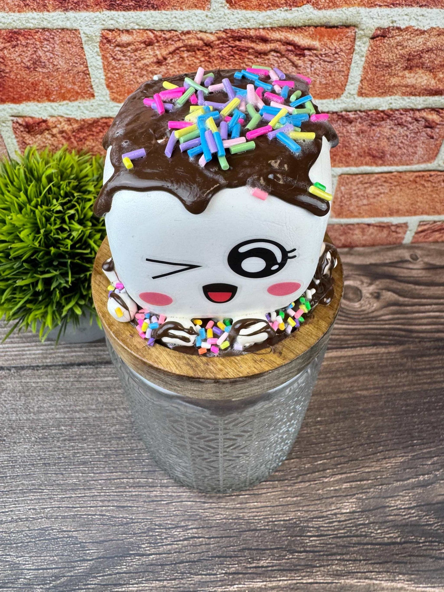 Marshmallow treat jar: Winking Faux Sprinkles Storage - Cute Decor
