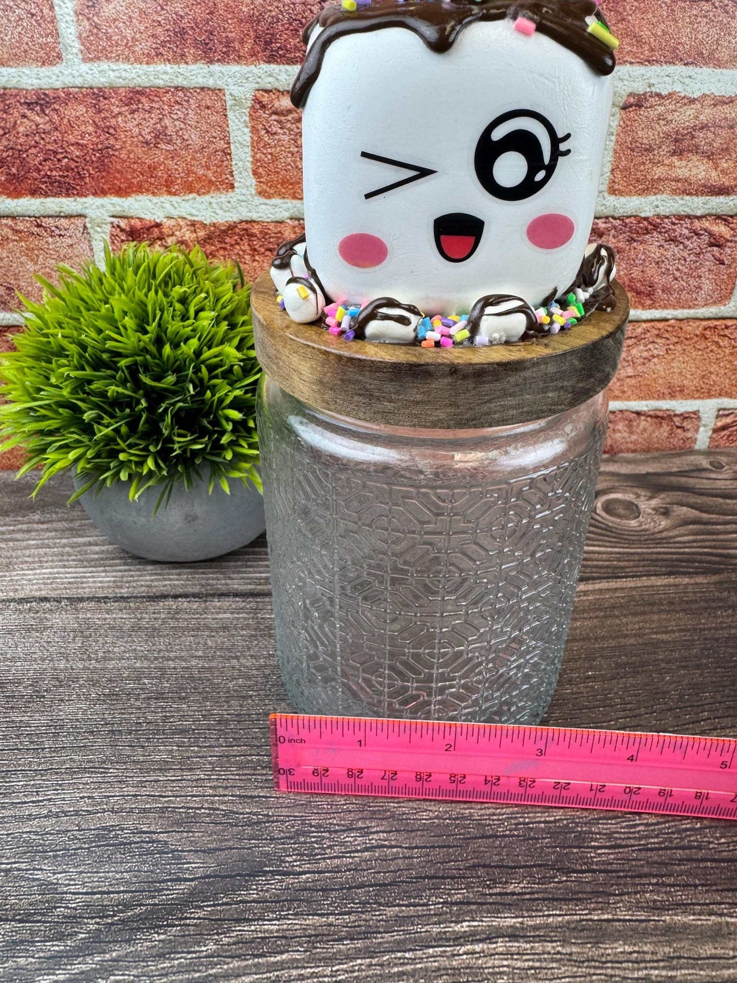 Marshmallow treat jar: Winking Faux Sprinkles Storage - Cute Decor